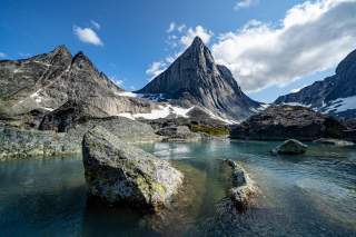 Die wilde Landschaft in Grönland. Foto: Thomas März/www.bergundbild.de