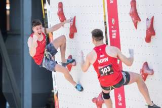 Leander Carmanns gegen Linus Bader im Speed Traum-Finale. Foto: DAV/Thomas Schermer