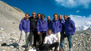 Gruppenfoto von Expeditionsteilnehmern am Mount Everest 1999