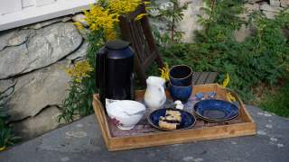 Nach einem langen Wandertag kann man den Kaffee und Kuchen in Meslo Gård richtig genießen… Foto: Joachim Chwaszcza