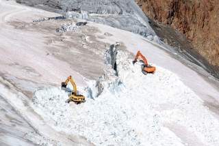 Bauarbeiten im Pitztaler Gletscherskigebiet. Foto: WWF/Vincent Sufiyan 