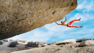 Alex Megos im Boulder 'Spectre'