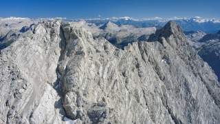 Mittelspitze und Südspitze. Luftbild: Jörg Bodenbender