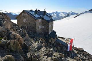 Brandenburger Haus mit Blick auf den Gepatschferner. Foto: Friederike Kaiser