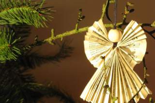 Baumschmuck aus Papier