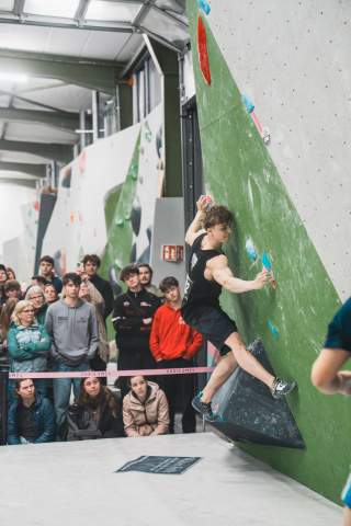 Jonas Körner zeigt Schulter Power!