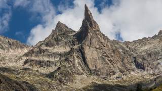 Der Felsgipfel der Aiguille Dibona