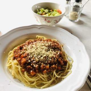 Leckere vegane Bolognese mit Liebe zubereitet Foto: Corina Epp