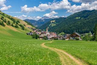 Das Bergsteigerdorf Campill