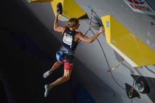 Alex Megos im Finale der Lead-WM in Japan