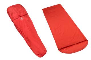 Zwei Biwak-Säcke: Ion Bivi von Mountain Equipment und Biwak I.2 - Biwaksack von VAUDE