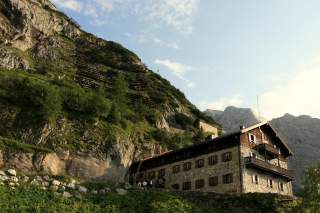 Blick aufs Karwendelhaus