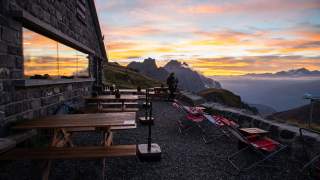 Früher Morgen an der Cabane Rambert