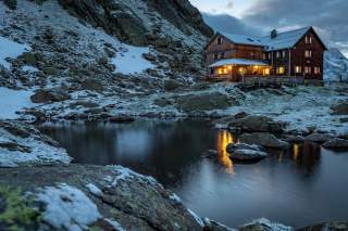 Die Bremer Hütte auf 2413m.