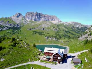 Die Freiburger Hütte.