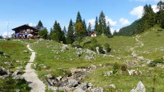 Die Tutzinger Hütte von Südosten fotografiert.