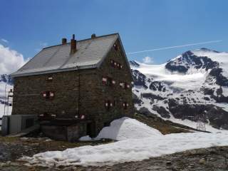 Hochwildehaus im Frühling