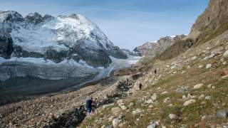 Blick auf die Dent d’ Herens vom Stockjigletscher aus gesehen.