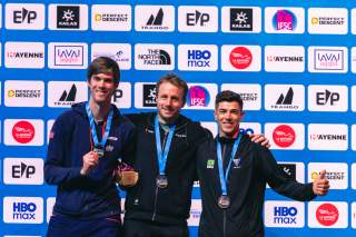 3 Para-Athleten bei Siegerehrung