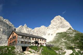 Lamsenjochhütte im Karwendelgebirge