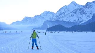 Langlauf im Engadin in der Dämmerung