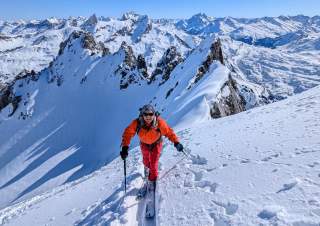 Skitourengeherin vergangenen Freitag an der Oberen Grubenspitze.