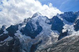 Mont Dolent überm Val Ferret.