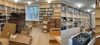 Fotos von Umbauarbeiten in der Bibliothek des Alpinen Museums