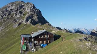 Hütte am Berg