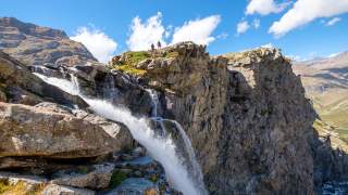 Aber natürlich ist schönes Wetter oft fotogener, vor allem an den spektakulären Kaskaden der Gorge de la Reculaz. Foto: Iris Kürschner