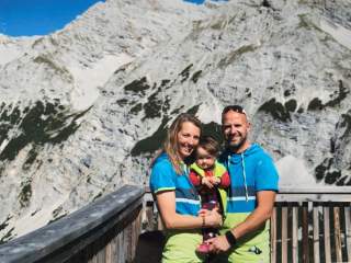 Die drei Wirtsleute der Pfeishütte Foto: Team Pfeishütte