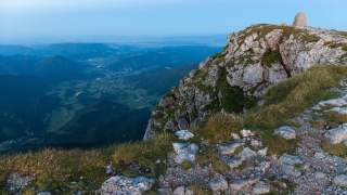 Blick vom Kaiserstein Richtung Ungarn in der Morgendämmerung