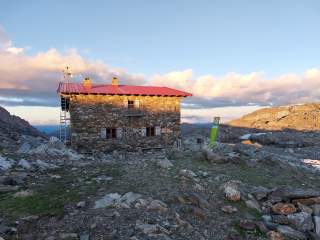 Abendstimmung auf der Hütte.