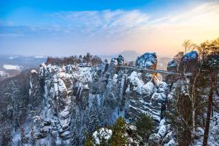 Elbsandsteinfelsen mit Bastei