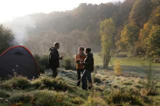 Trekking in der Nähe des Lindelbrunns. Foto: Rolf Goosmann/Bildarchiv Südliche Weinstrasse e.V.