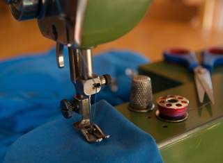 sewing-1896454_1280_jacqueline-macou.jpg