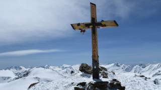 Gipfelkreuz des 3769 Meter hohen Cevedale