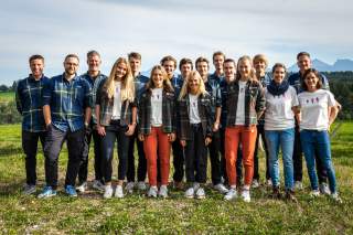 stg_einkleidung2023_teamfoto_nilslang_lr_004.jpg