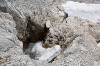 Eine Doline im Toten Gebirge, Foto: Iris Kürschner