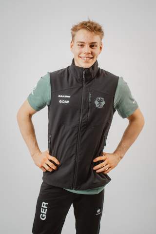 Porträt Yannick Nagel vom Perspektivkader Klettern.