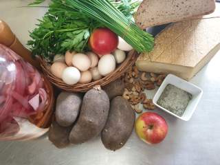 Zutaten für den Kartoffelstampf, Foto: Rosa Lohrmann