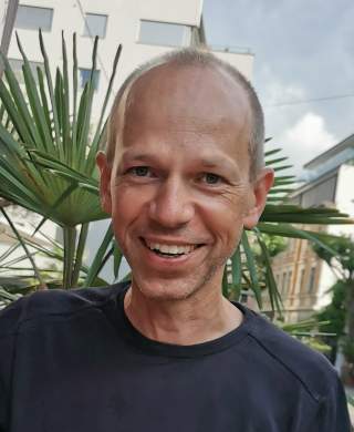 portraet-steffen-farian.jpg