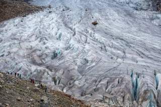Glaciers can occur on alpine tours