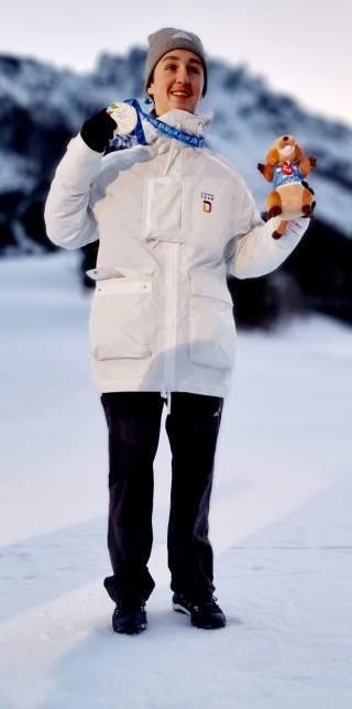 David Jost mit seiner Silbermedaille - Foto: Engelbert Fuchs