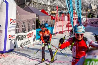 Zieleinlauf der Frauen beim Skimo