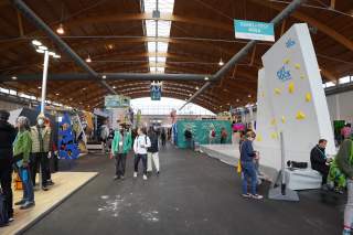 Blick in die Messehalle A7 der Halls & Walls 2023