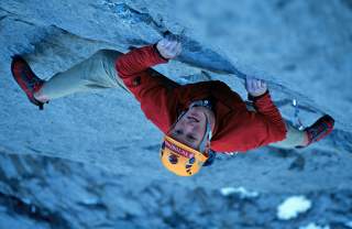 Stephan Siegrist klettert in der Eiger-Nordwand