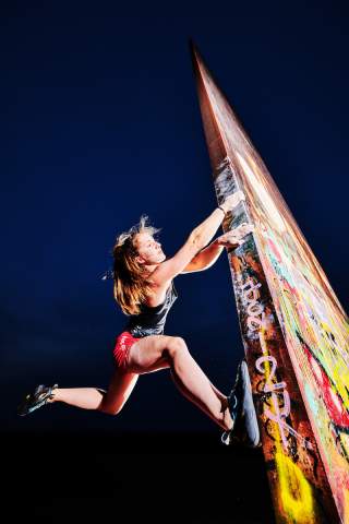 Franziska Ritter posiert für die Ruhr Games, unter deren Dach das Klettern ausgetragen wird; Foto: Christoph Maderer