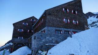 Kürsinger Hütte im Winter