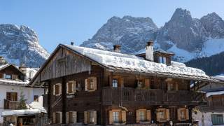 Bauernhaus aus Holz in Forni Avoltri